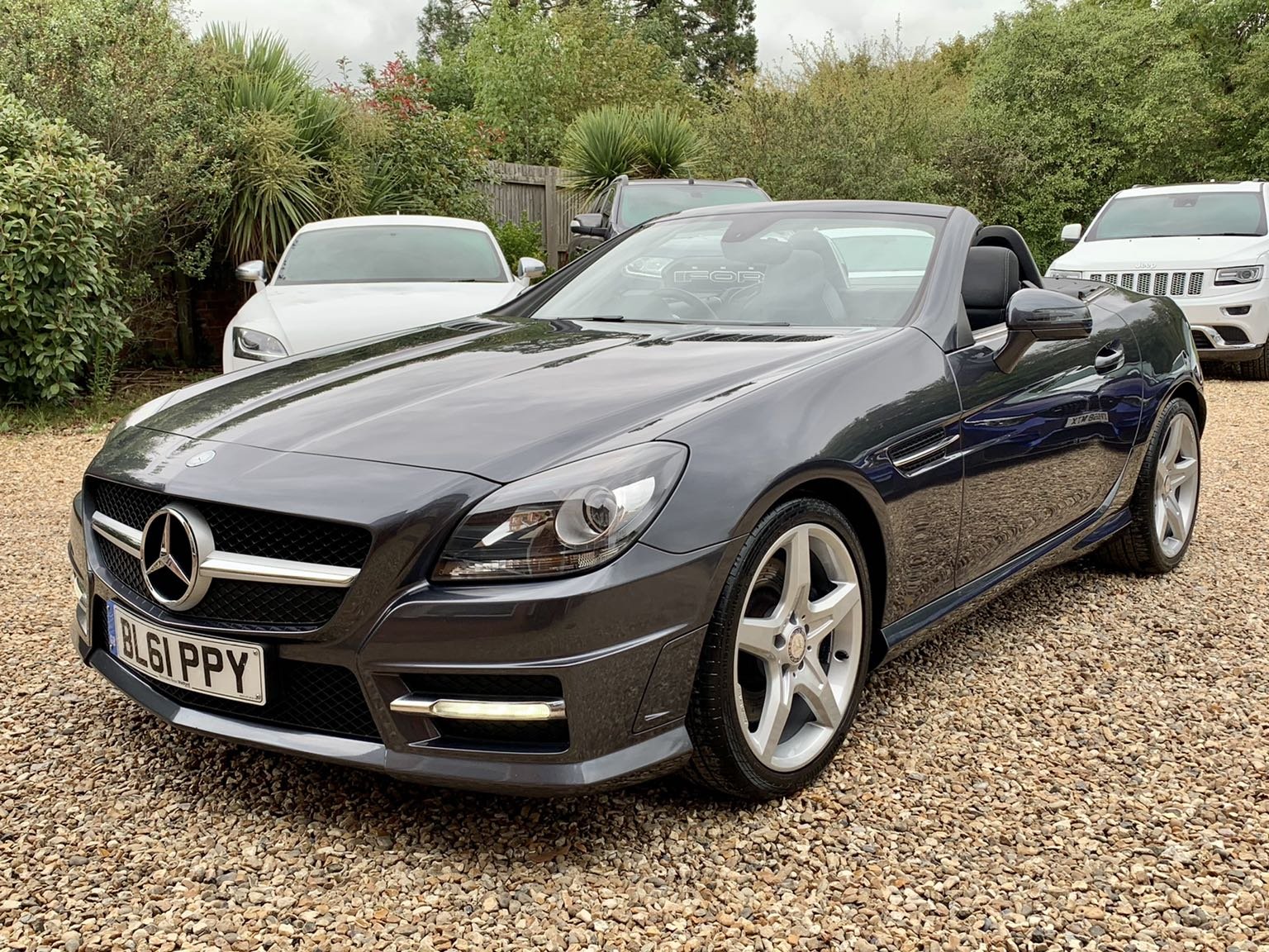 Sold 2012 Mercedes Benz Slk Slk 200 Blueefficiency Amg Sport 2dr Tip Auto Farnham Surret Bentleys Of Farnham